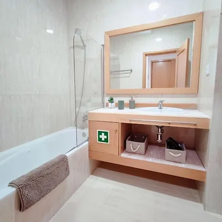 アパート Mountain View, Portimao, Da Rocha, Ac & Wifi *